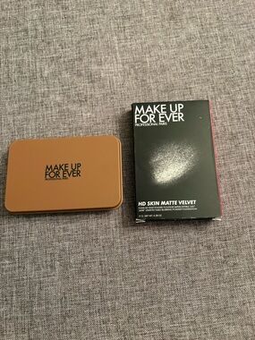 Makeup Forever HD Skin Matte Velvet Powder Compact - 4Y70 - NEW